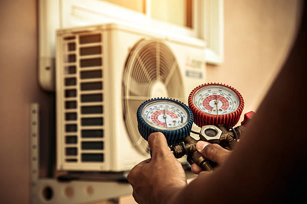Professional Hvac technician working in Beaver Dam, WI